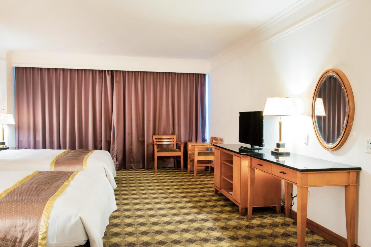 Hometel Hotel เกาสง ภายนอก รูปภาพ
