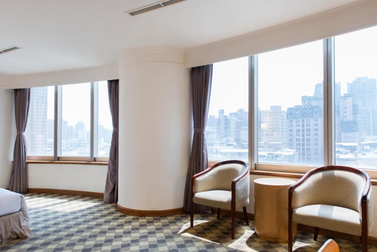 Hometel Hotel เกาสง ภายนอก รูปภาพ